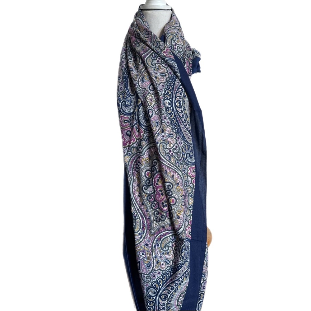 H&M Divided Scarf